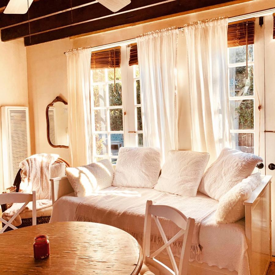Under The Tuscan Sun Cottage In West Los Angeles Exteriör bild